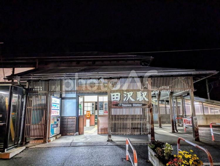 JR篠ノ井線、田沢駅、駅舎 鉄道,交通,電車の写真素材