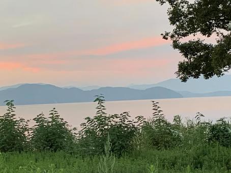 夕暮れの琵琶湖 夕暮れの琵琶湖の写真