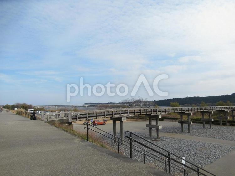 ギネス認定の世界一長い木造歩道橋の蓬莱橋 蓬莱橋,木造,歩道橋の写真素材
