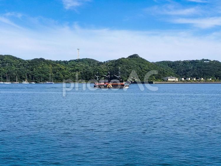 まどが浜海遊公園より　遊覧船サスケハナ まどが浜海遊公園,黒船,サスケハナの写真素材