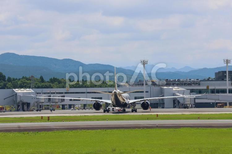 空とつながる午後 飛行機,航空機,旅客機の写真素材