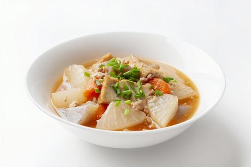 根菜と厚揚げの煮物 根菜と厚揚げの煮物,煮物,根菜の写真素材