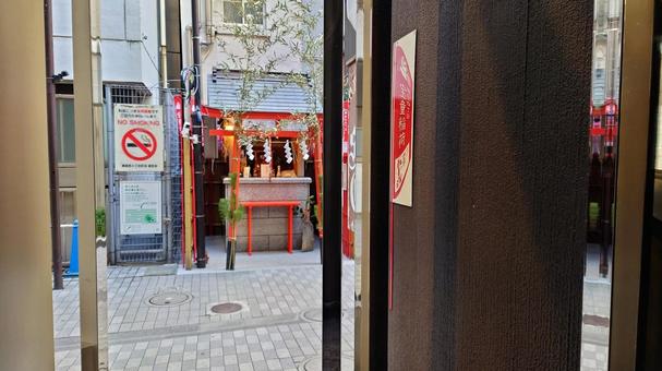 銀座八丁神社宝童稲荷神社 銀座八丁神社,宝童稲荷神社,神社の写真素材