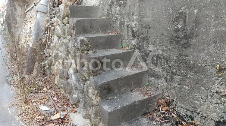 階段　コンクリート　壁 階段,コンクリート,壁の写真素材
