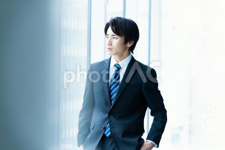 若いビジネスマンのポートレート ビジネスマン,男性,若いの写真素材