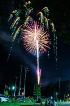 打ち上げ花火 打ち上げ花火,花火,夜空の写真素材