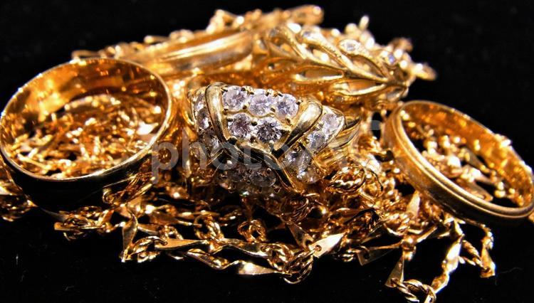 貴金属　金製品　イメージ 貴金属,ジュエリー,金の写真素材