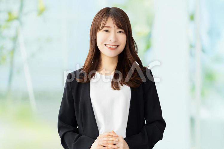 笑顔の女性・ビジネスウーマン 女性,笑顔,ビジネスの写真素材