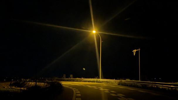 Orange light shining through the curve, JPG Orange light shining through the curve, JPG