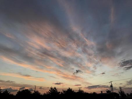 夜明けの空と雲 夜明けの空と雲の写真