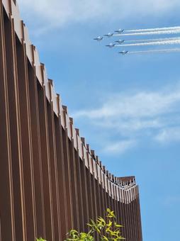 ブルーインパルス ブルーインパルス ブルーインパルス,航空自衛隊,飛行機の写真素材