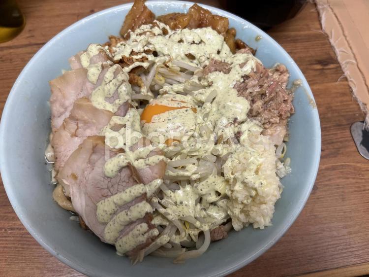 二郎汁なし 汁なし,ラーメン,麺の写真素材