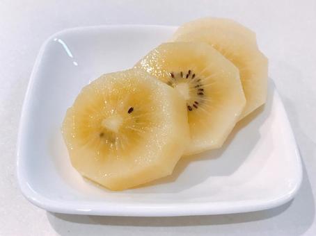 キュウイフルーツ キュウイフルーツ キュウイフルーツ,果物,くだものの写真素材