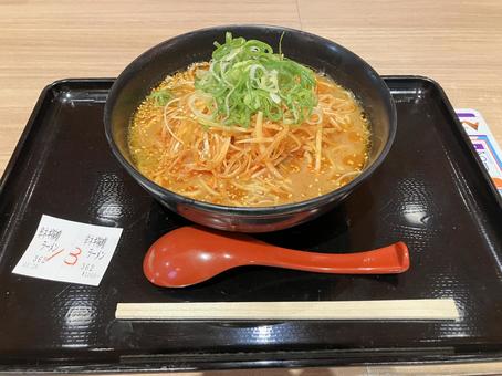 辛ネギ味噌ラーメン ラーメン,白ネギ,青ネギの写真素材
