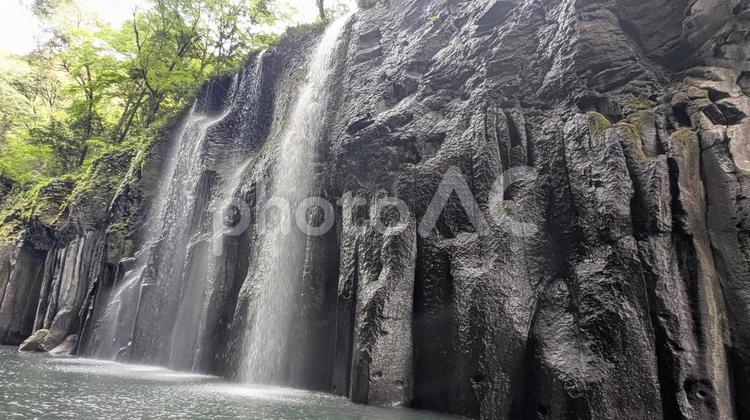 高千穂峡の真名井の滝（ボートなし） 高千穂峡,柱状節理,峡谷の写真素材