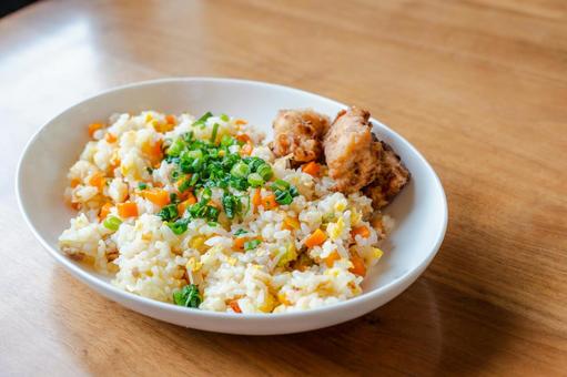 Fried rice and fried chicken lunch, JPG