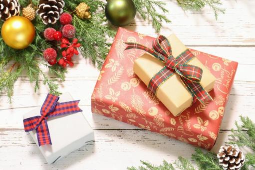 クリスマスのイメージ画像 クリスマス,フレーム,木目の写真素材