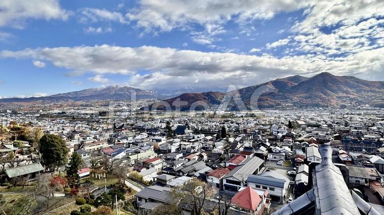 上山城天守閣から望む市街地　山形県上山市 上山城,天守閣,城の写真素材
