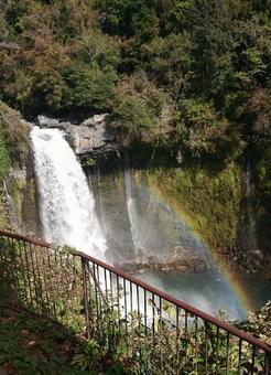 白糸の滝より 滝,虹,白糸の滝の写真素材