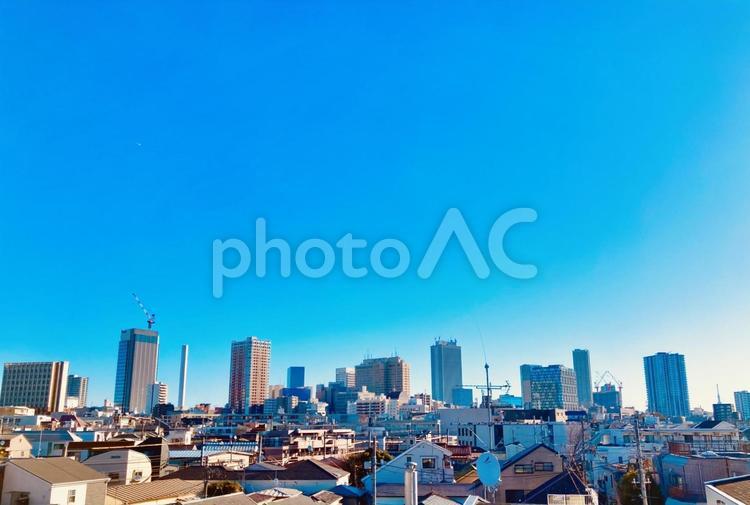 池袋のスカイラインと住宅街 青空,空,ブルースカイの写真素材