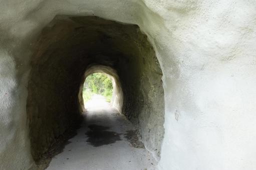 鷹栖3号隧道 隧道,手彫り,トンネルの写真素材
