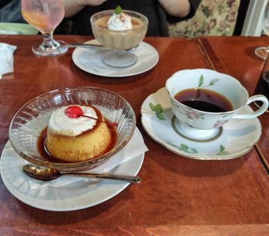 中野カフェ おいしい,おしゃれ,デザートの写真素材