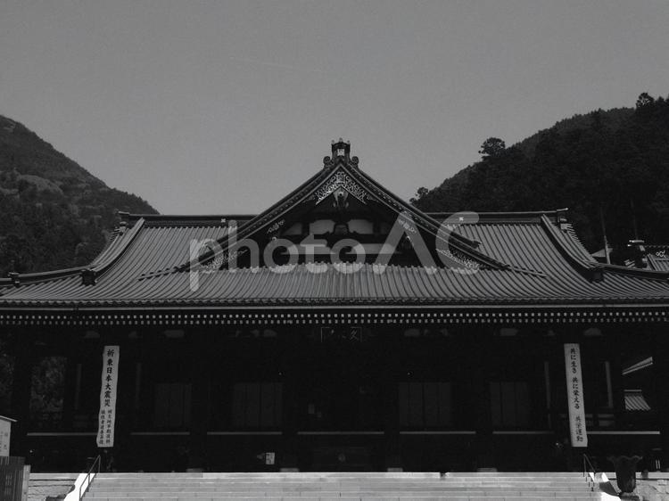 山梨県-久遠寺-本堂-白黒 久遠寺,寺,身延山の写真素材