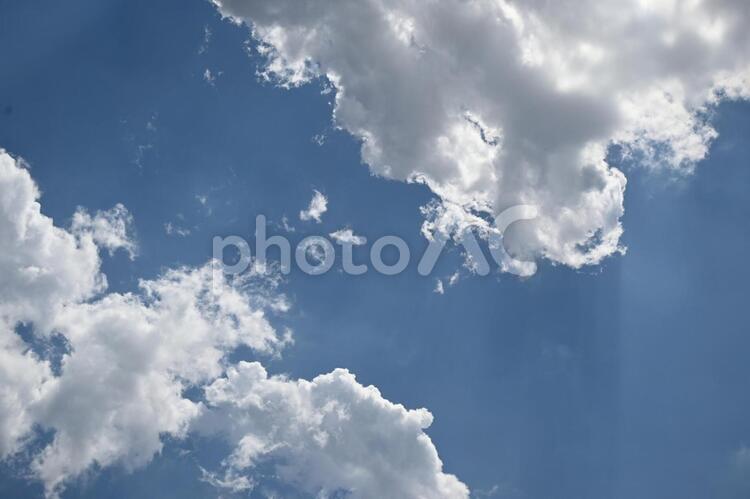 爽やかな初夏の空と雲 自然,空,何人もありませんの写真素材