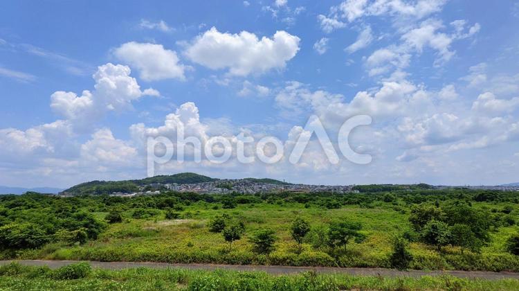 きれいな青空や雲の自然田舎風景 青空,背景,素材の写真素材