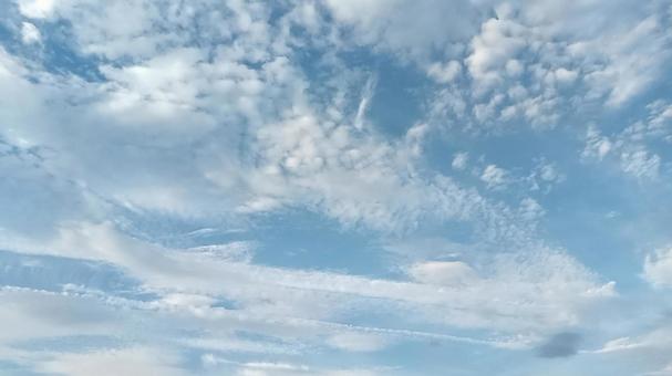 流れ雲に乗っての写真