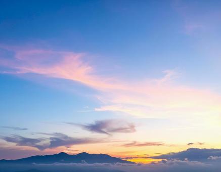 綺麗な夕焼けの風景写真 綺麗な夕焼けの風景写真の写真