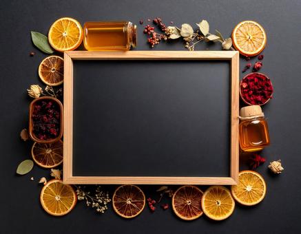 ドライフルーツのテキストフレームの写真