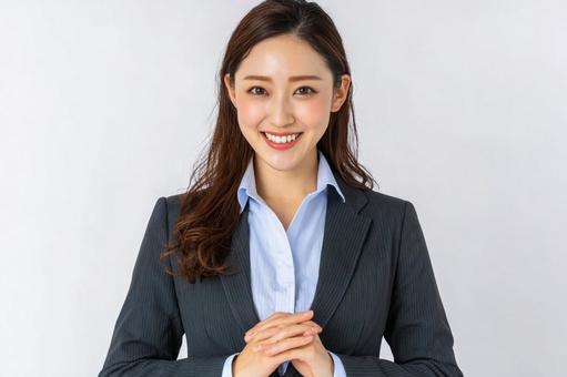 日本人のビジネス女性のポートレートの写真