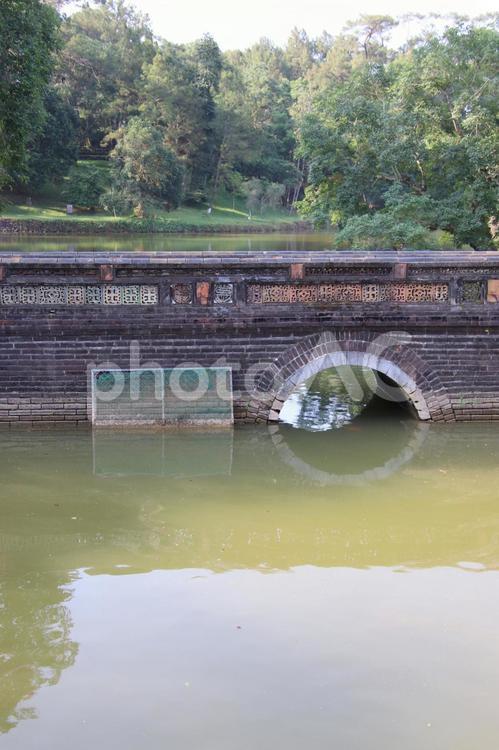 ベトナムフエのミンマン帝廟 ミンマン帝廟,廟,ベトナムの写真素材