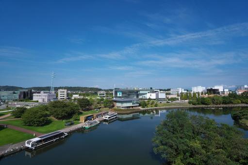富岩運河 富岩運河 富岩運河環水公園,富岩運河,青空の写真素材