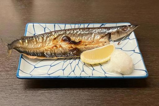 さんまの塩焼き サンマ,焼き魚,魚の写真素材