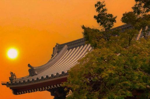 夕刻の寺院② 夕刻の寺院②の写真
