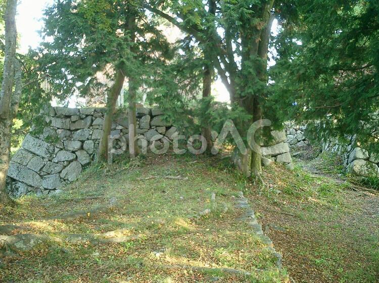 高取城天守閣の穴蔵 高取城の写真素材