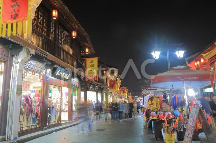 "中国　杭州の古い町並み　河坊街 " 中国,杭州,町並みの写真素材