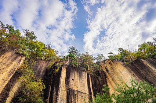 山形県　瓜割石庭公園（石切場）の風景 瓜割石庭公園,瓜割石庭公園（石切場）,石切場の写真素材