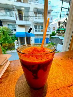 カフェのアイスコーヒーと眺め カフェのアイスコーヒーと眺め 空,カフェ,アイスコーヒーの写真素材