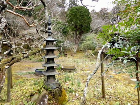 1月、北鎌倉浄智寺境内の庭園風景 1月、北鎌倉浄智寺境内の庭園風景 庭,庭園,風景の写真素材