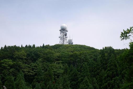 宝達山の電波塔 宝達山の電波塔の写真