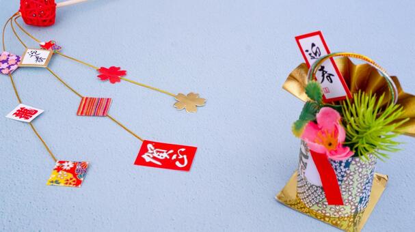 おしゃれな正月の正月飾りと背景素材 正月,年賀状,背景の写真素材