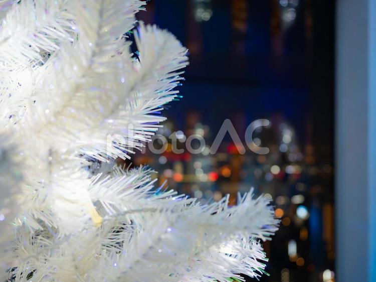 【クリスマスツリー】高層階から見るクリスマス クリスマス,クリスマスツリー,イルミネーションの写真素材