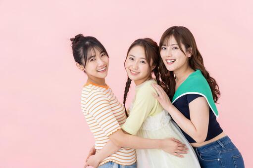 仲良しの若い女性 メイク,女性,美容の写真素材
