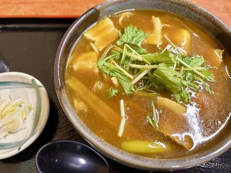 体温まる熱々カレー蕎麦 カレー蕎麦,食事,カレーの写真素材