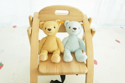 赤ちゃん用の椅子とテディベア-2 赤ちゃん用の椅子とテディベア-2 テディベア,ベア,人形の写真素材