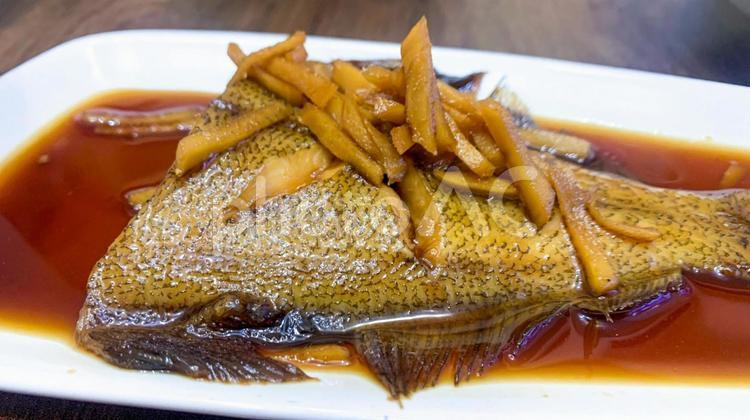 生姜香るカレイの煮付け カレイ,煮付け,魚料理の写真素材