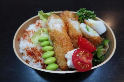 海老フライと枝豆のお弁当 海老フライと枝豆のお弁当 弁当,海老フライ,枝豆の写真素材